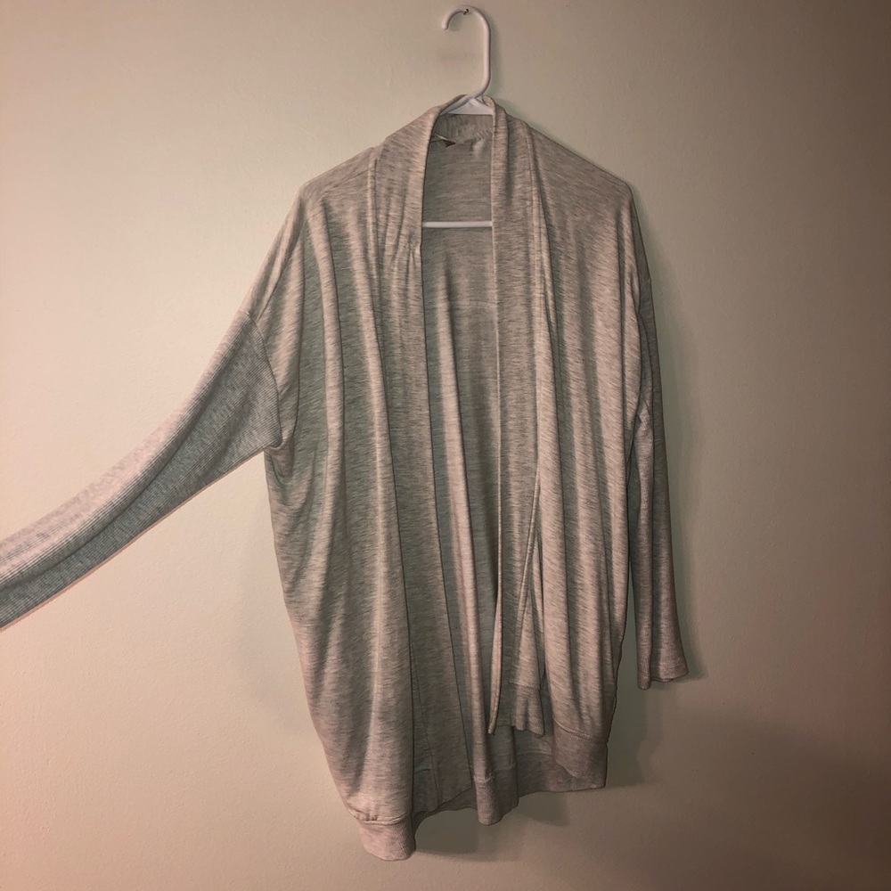 Banana Republic Women’s Cardigan like new